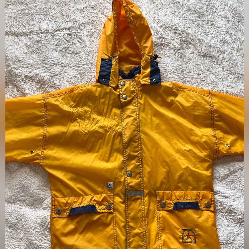 K-Way raincoat SEAWORLD collection (162 centimetre or 14 years old)